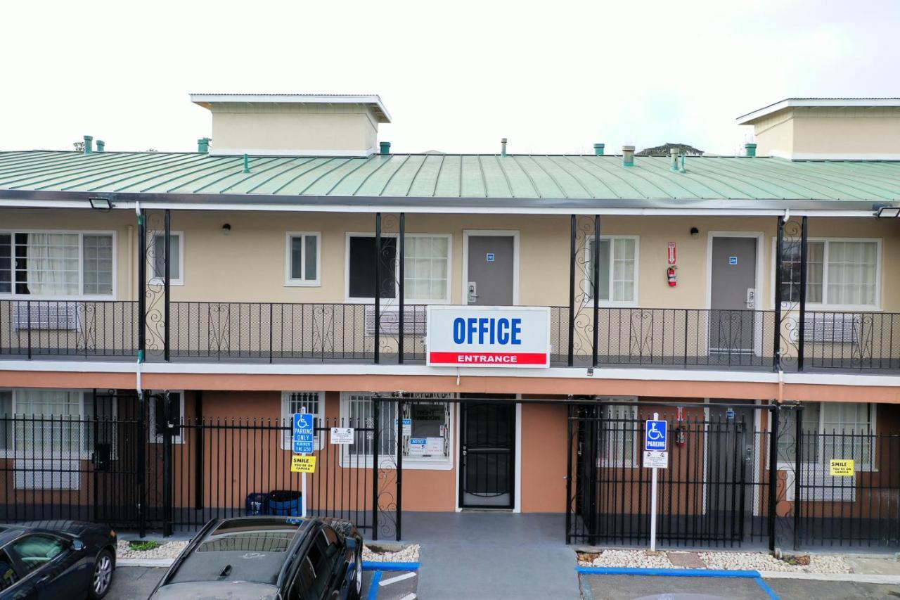 Stay Inn Suite Stockton Εξωτερικό φωτογραφία